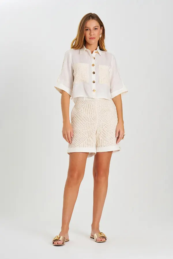 Short Crochet Ivory Essence