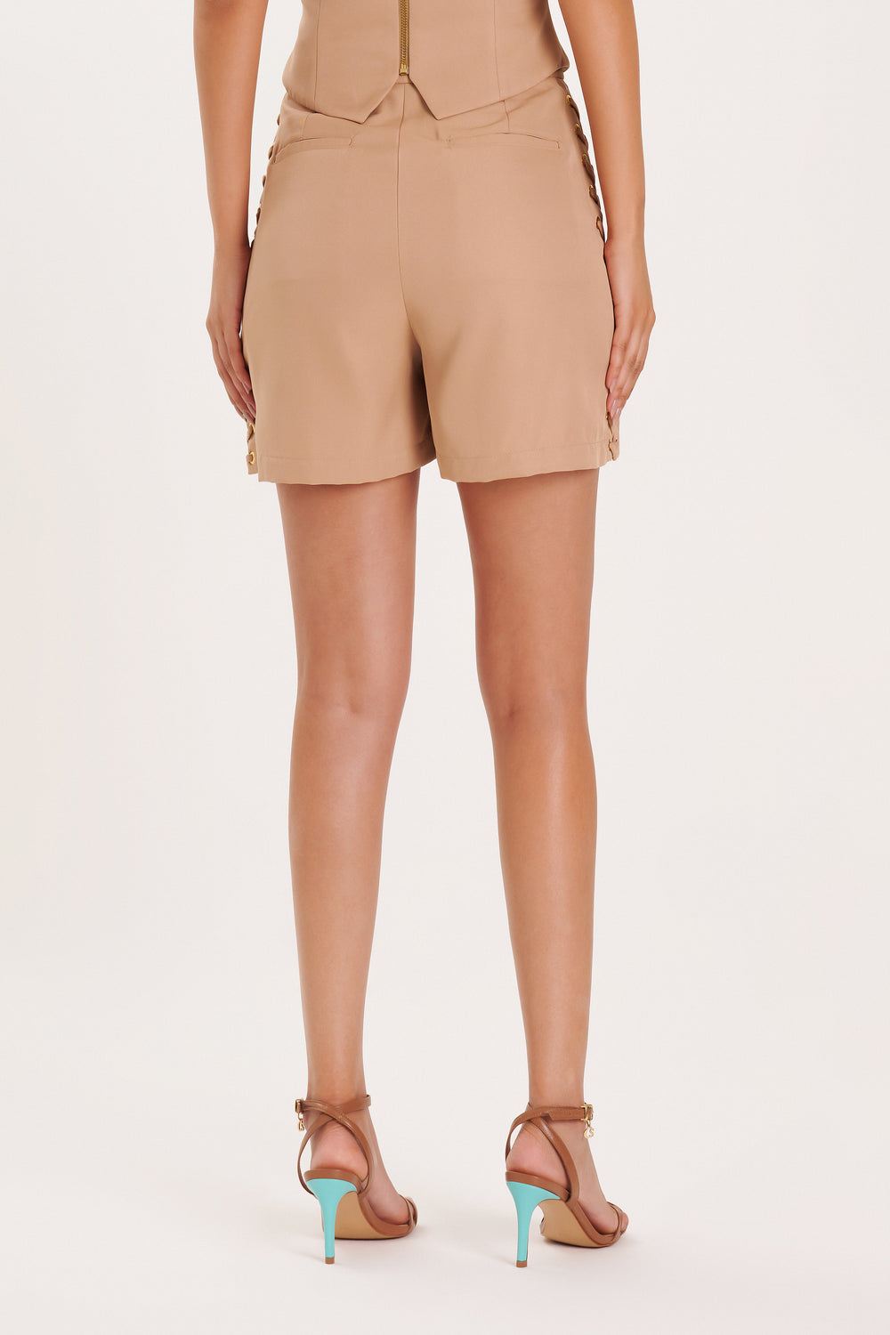 Short Nude Oatmeal