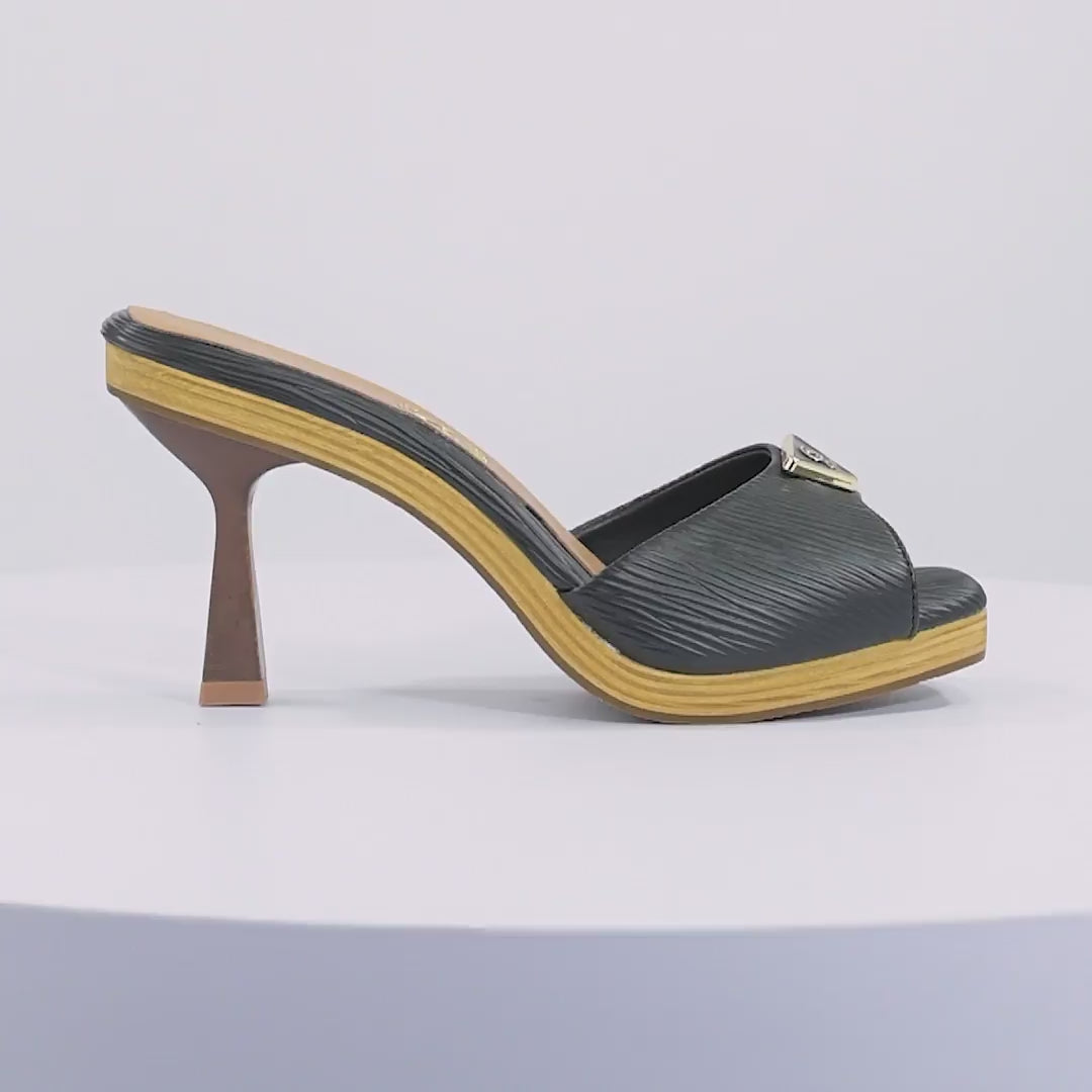 Mule Noir Wood Elegance
